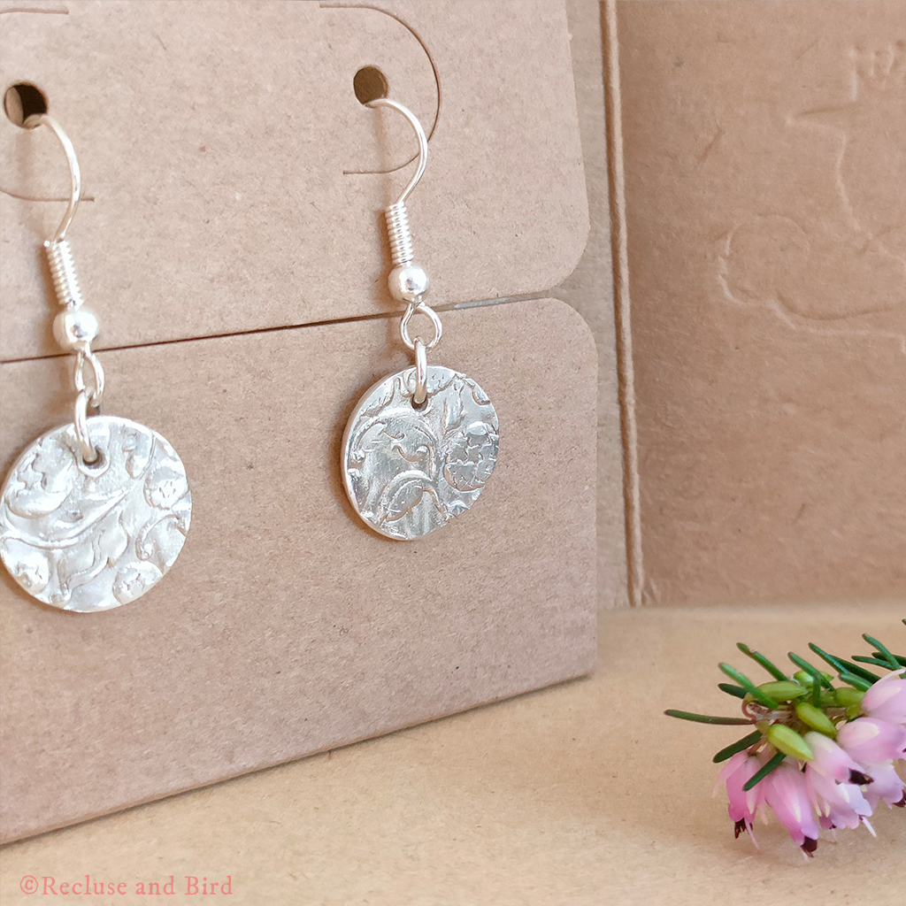 Lása - Lace Inspired Earrings Small